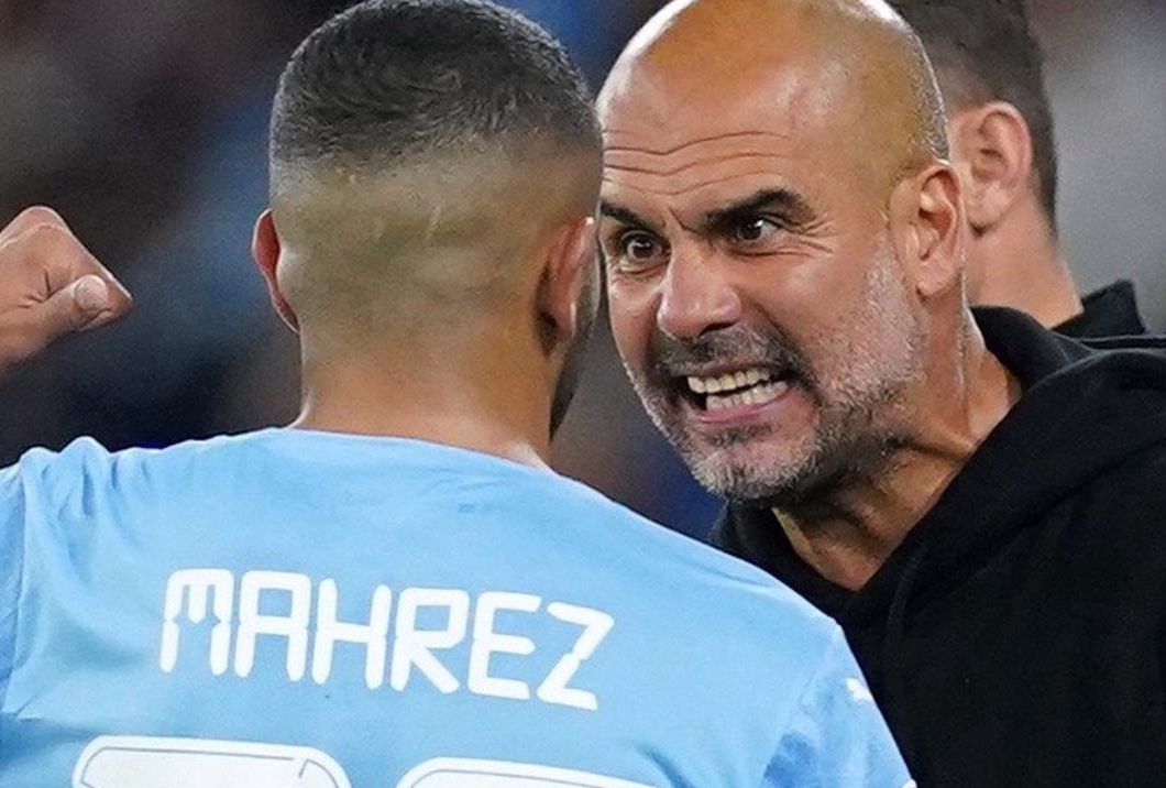 Guardiola quat hai cau thu Man City ngay tren san hinh anh