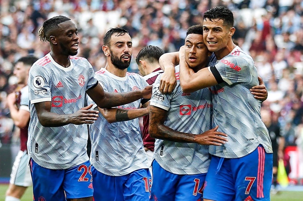 Ronaldo phan ung cam xuc khi Lingard ghi ban quyet dinh hinh anh