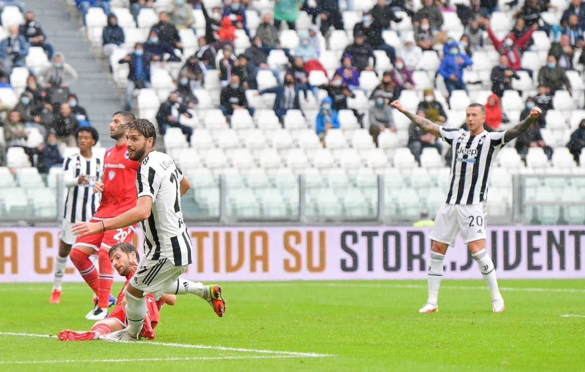 Juventus thang tran thu hai anh 8