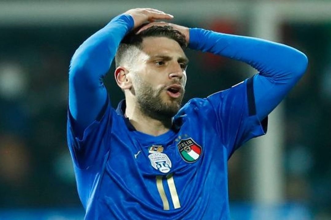 Tia sang cho bong da Italy hinh anh