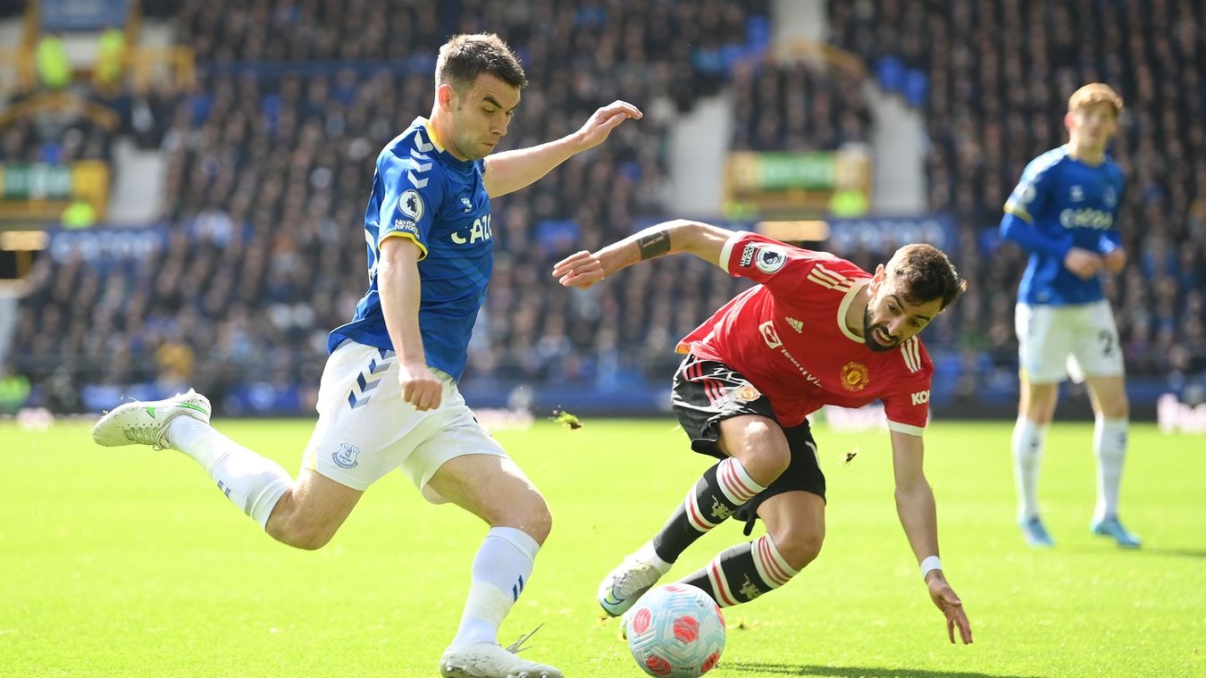 Cau thu MU choi bong nhu muon nghi he som anh 1