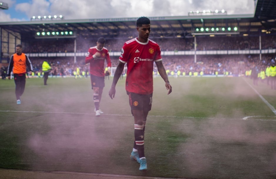 Ten Hag va dam may mu bao trum lay Man United hinh anh