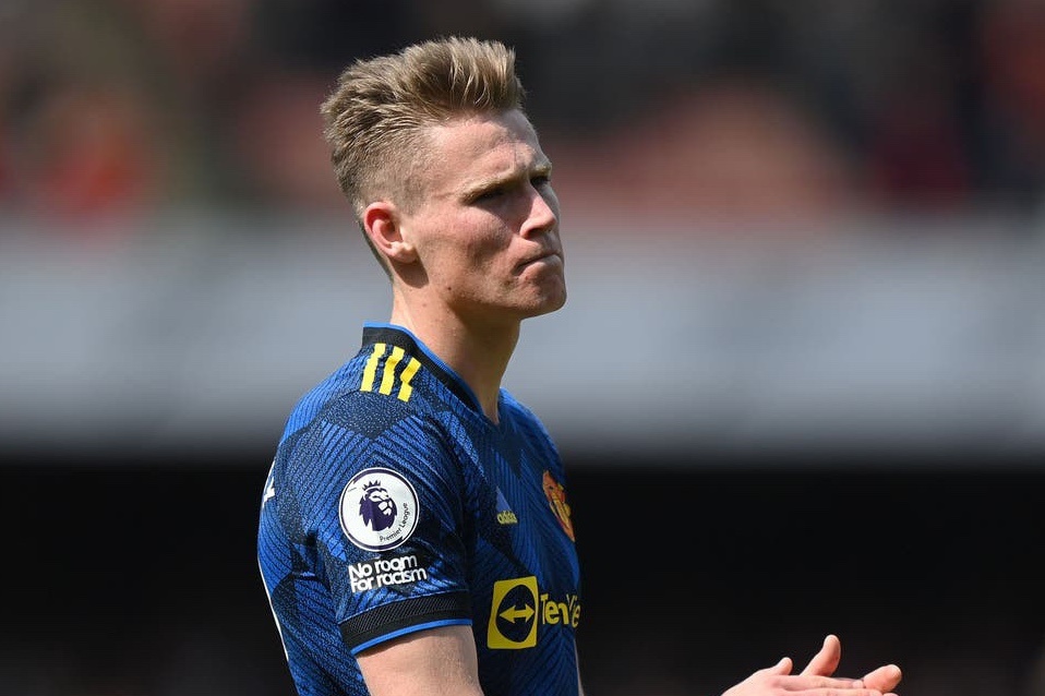 McTominay: 'Cau thu MU ve nha va tu nhin lai minh trong guong di' hinh anh