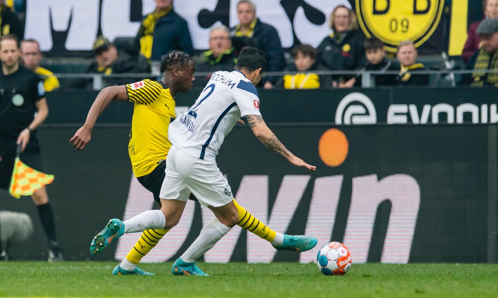 Haaland lap hat-trick trong ngay Dortmund that bai anh 9