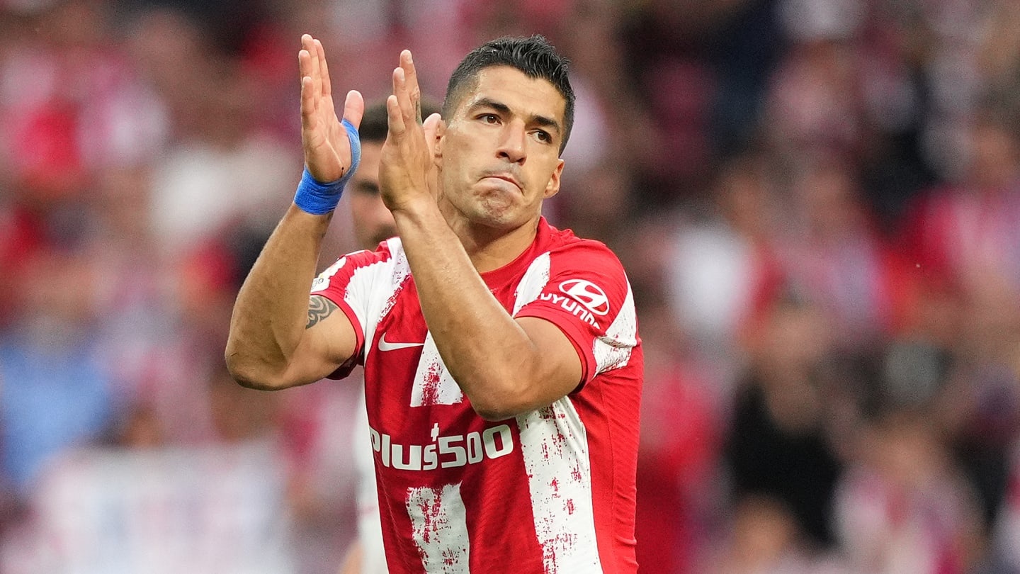 Suarez bat khoc khi chia tay Atletico anh 5