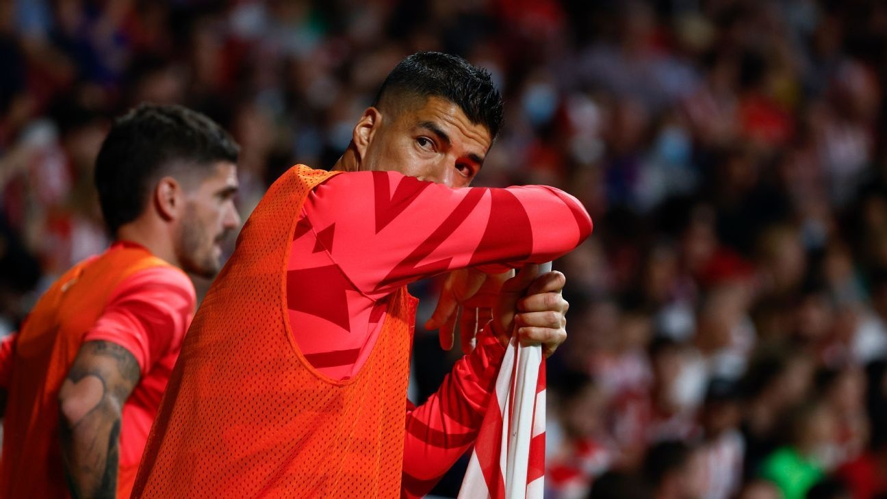 Suarez bat khoc khi chia tay Atletico anh 2