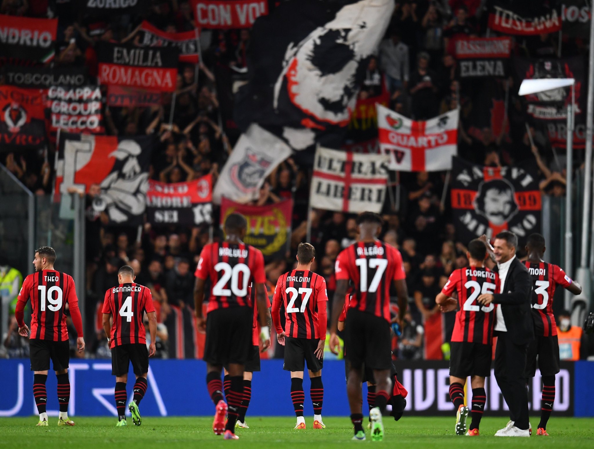 Milan duy tri cach biet 2 diem voi Inter trong cuoc dua vo dich anh 4