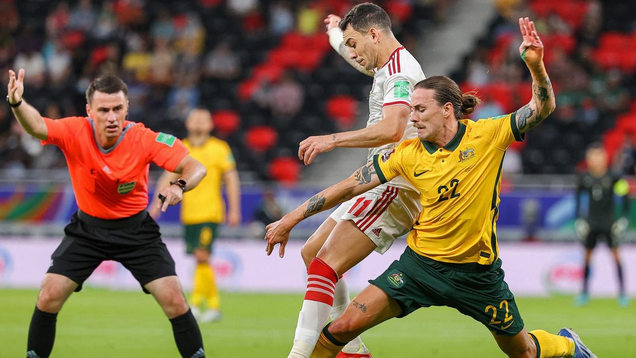 Hai thai cuc cam xuc sau tran play-off World Cup 2022 anh 1