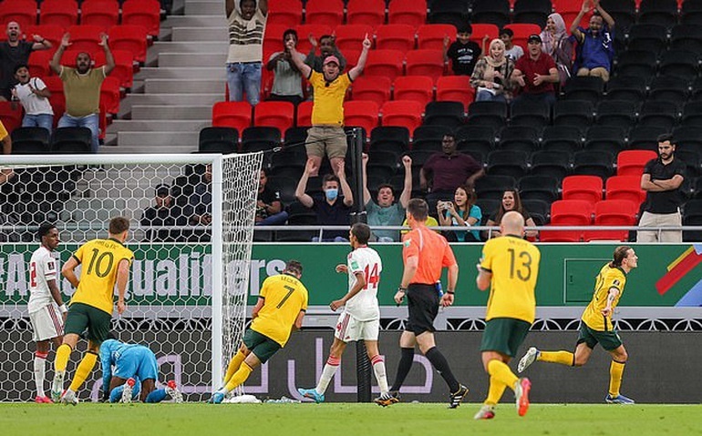 Hai thai cuc cam xuc sau tran play-off World Cup 2022 anh 5