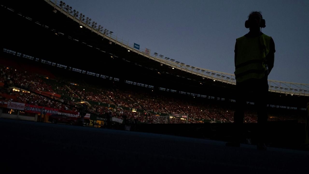 Ho sau lon xuat hien trong tran Dan Mach thang Ao anh 2