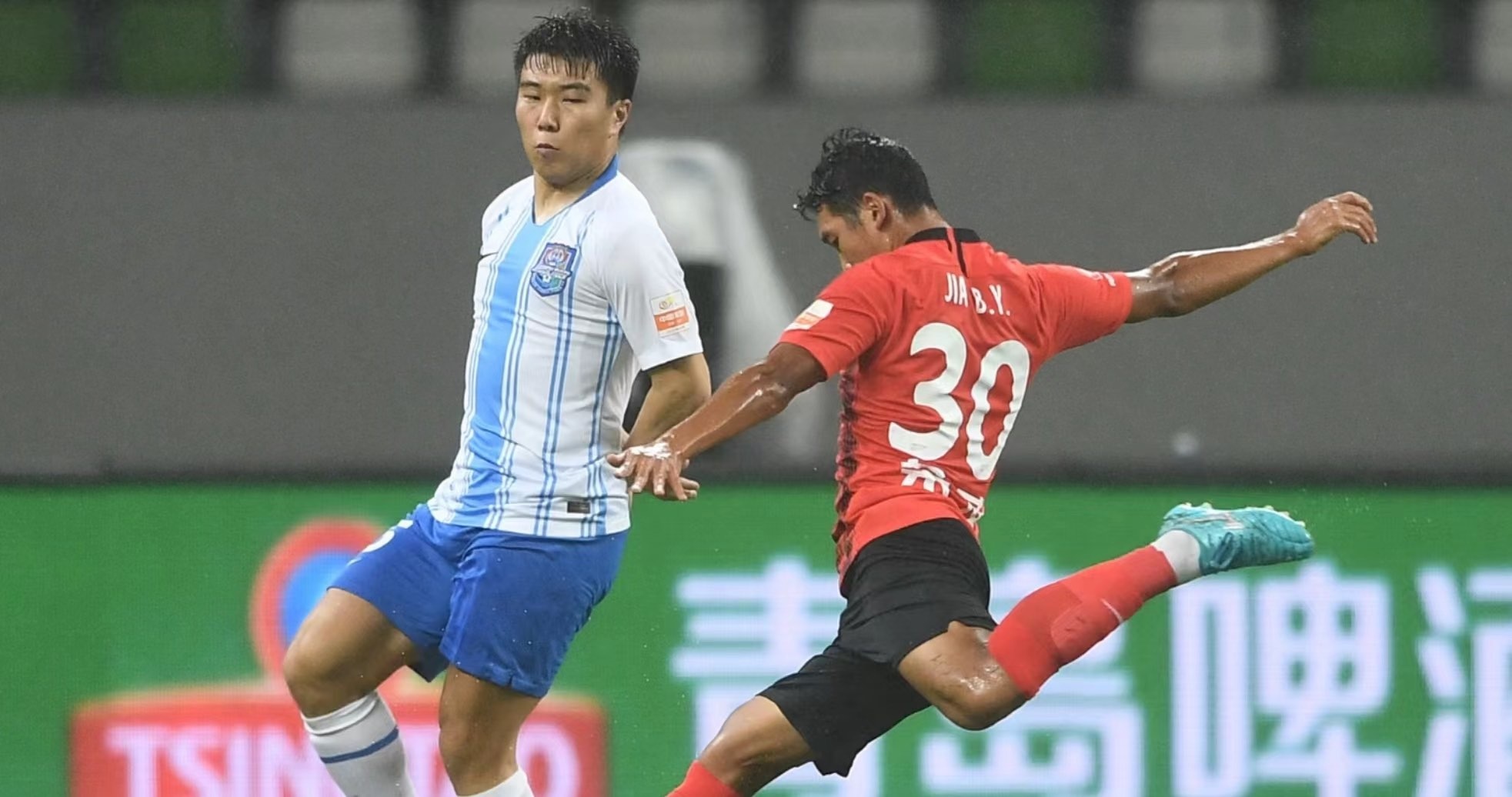 Lo hong khien bong da Trung Quoc that bai anh 2