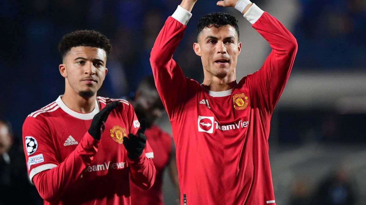 MU tung 2 lan vo mong khi mua sam ram ro hinh anh