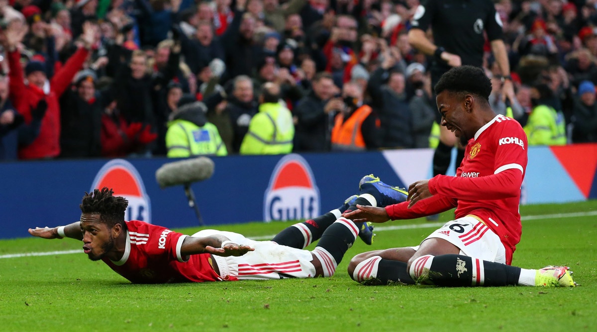 De Jong co the khien 3 cau thu MU mat vi tri anh 5