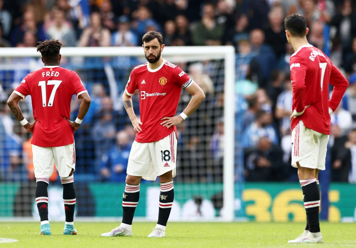 Ten Hag va 10 van de noi com can giai quyet o MU anh 1