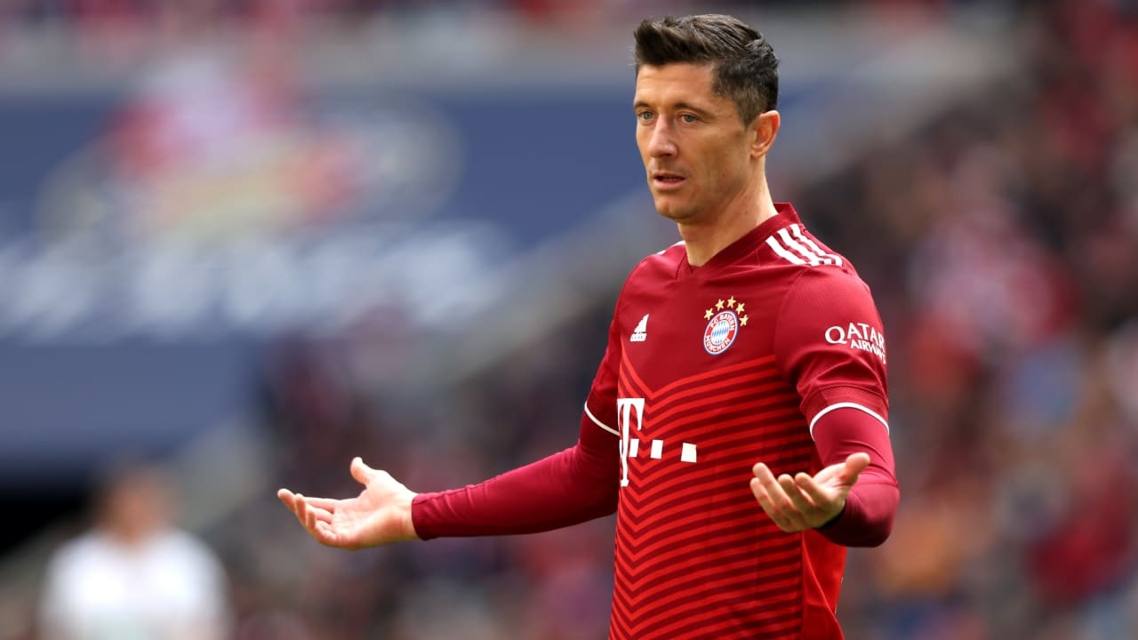 Hang cong MU thay doi ra sao neu Ronaldo ra di? anh 9