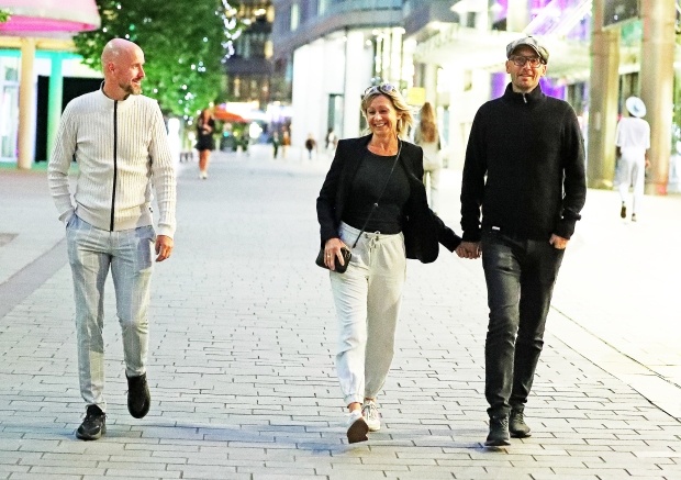 Gu thoi trang gay chu y cua HLV Ten Hag anh 6