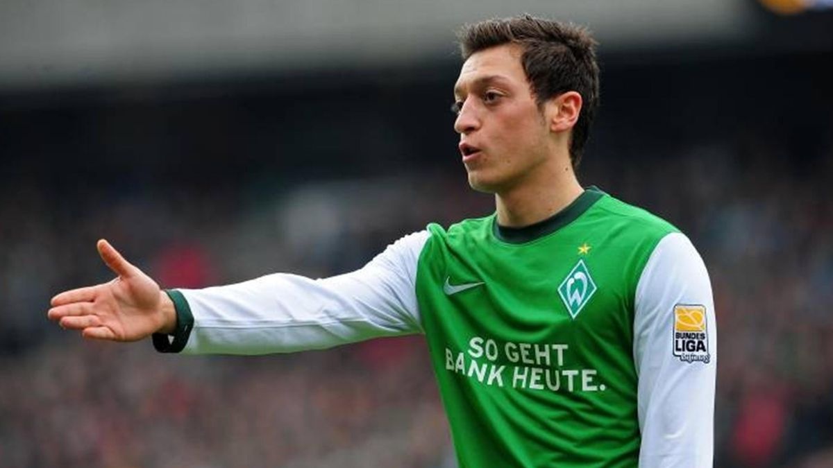 Mesut Ozil gia nhap CLB thu 6 trong su nghiep anh 5