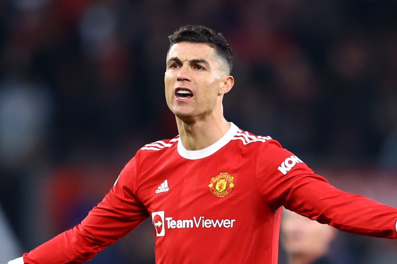 Chelsea tu choi Ronaldo hinh anh