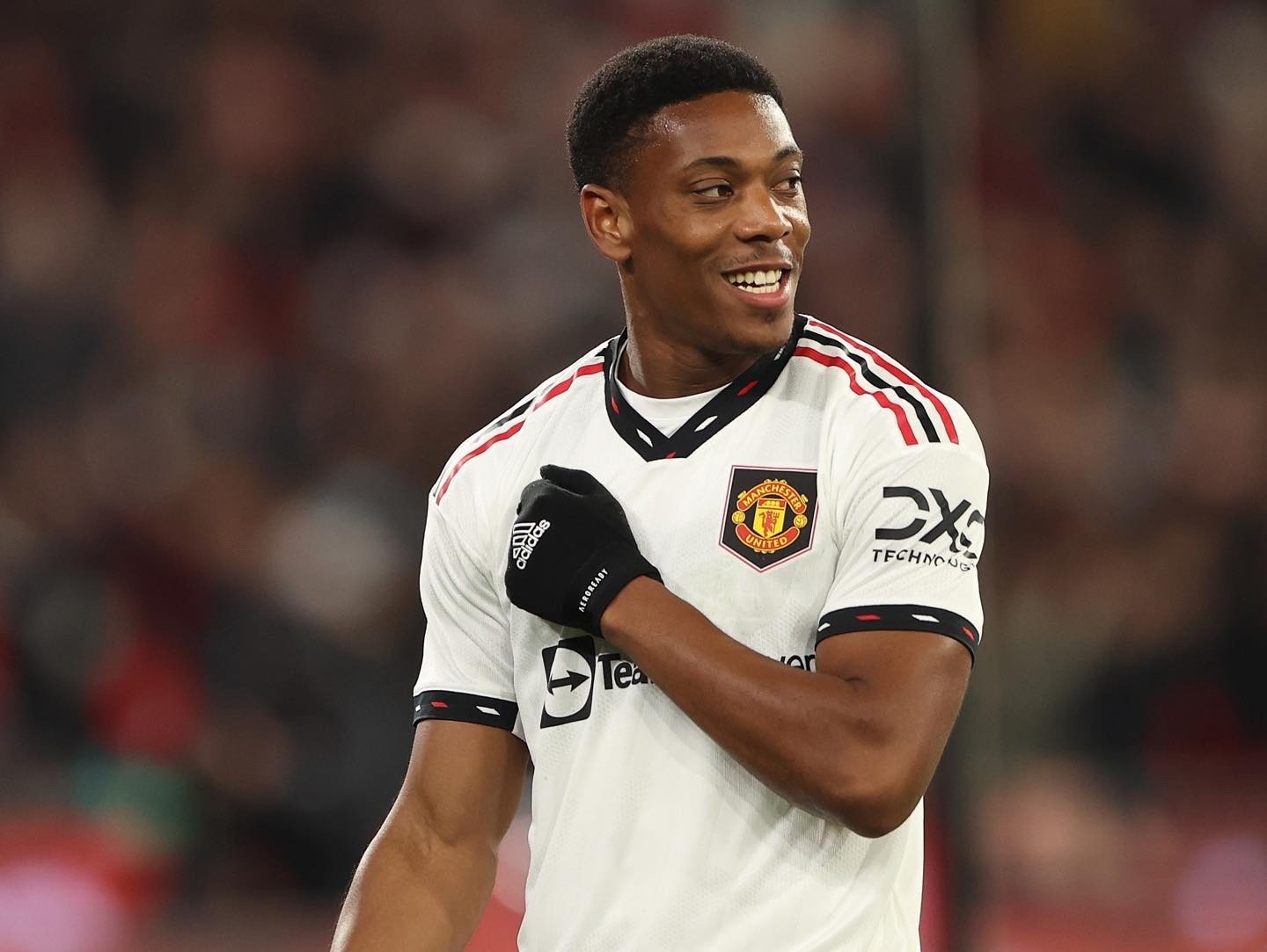 Tinh the dao nguoc voi Martial o MU hinh anh