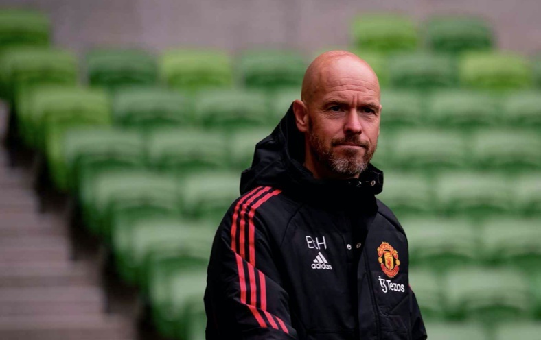 Ten Hag duoc thuong lon neu dua MU vao top 4 anh 1