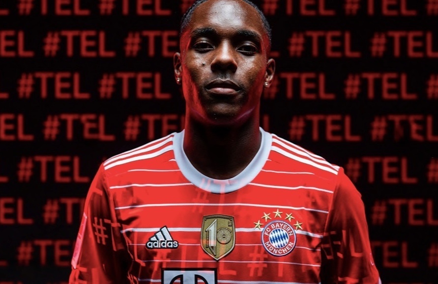 Bayern cong bo tan binh thu 5, chi vuot 150 trieu euro trong he 2022 hinh anh