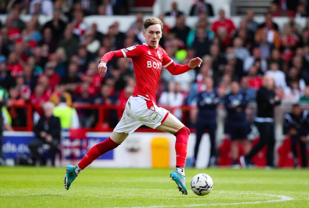 Chuyen gi xay ra neu MU khong chieu mo duoc De Jong anh 2