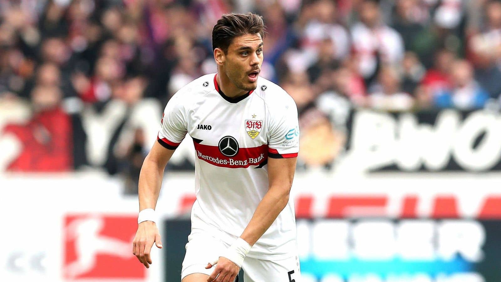 Cau thu thu 5 chia tay Arsenal trong he 2022 anh 9