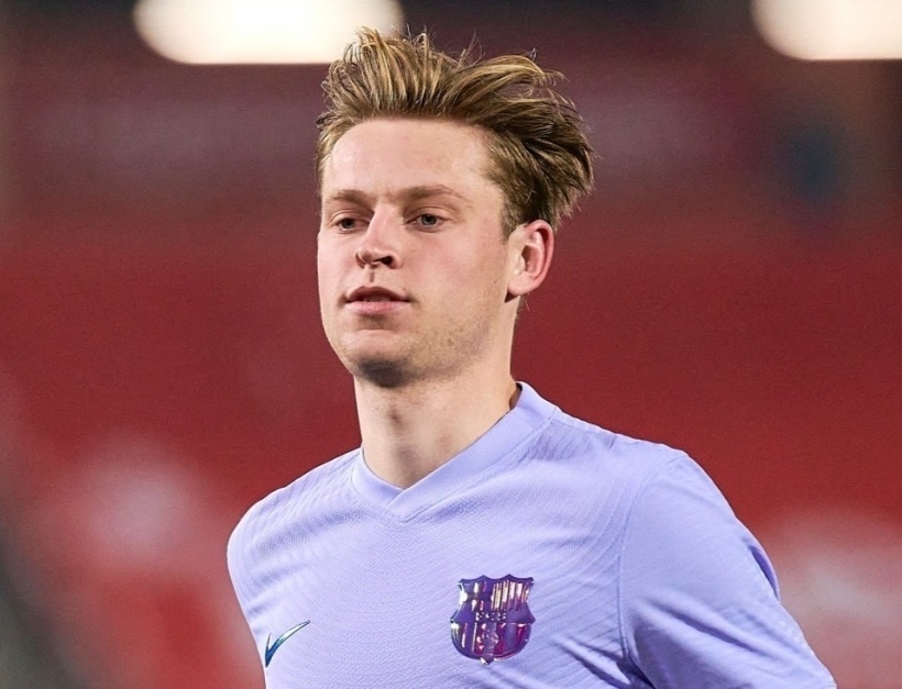 MU lat nguoc tinh the vu De Jong hinh anh