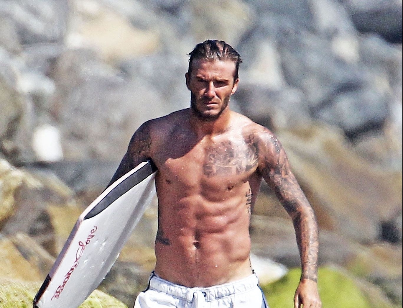 Beckham va dan danh thu so huu co bap san chac sau giai nghe hinh anh