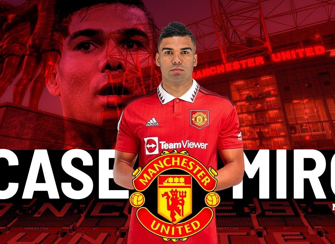 MU mua cau thu ngoai 30 tuoi dat thu hai lich su hinh anh