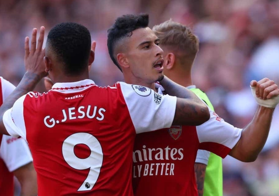 Ty le cuoc Arsenal vo dich Premier League tang manh hinh anh