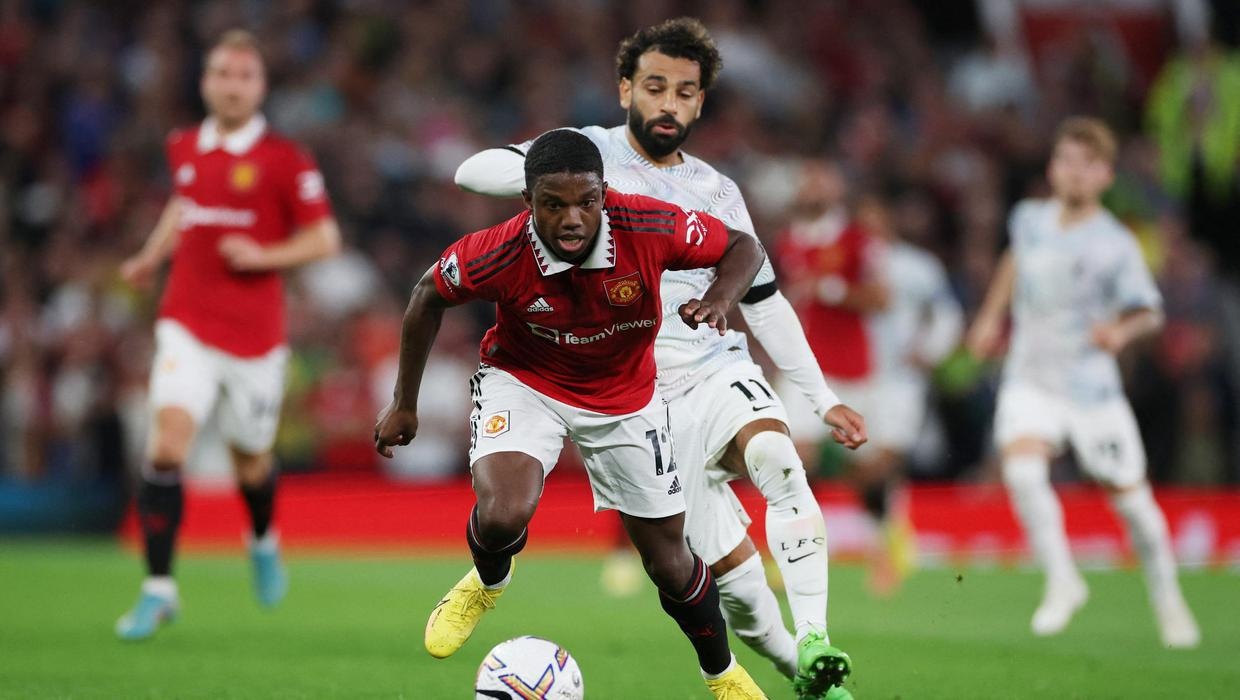 canh tranh doi hinh MU anh 4