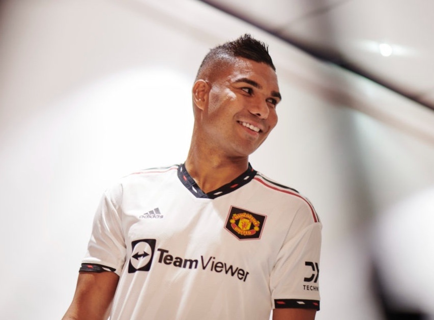 So ao cua Casemiro o MU hinh anh