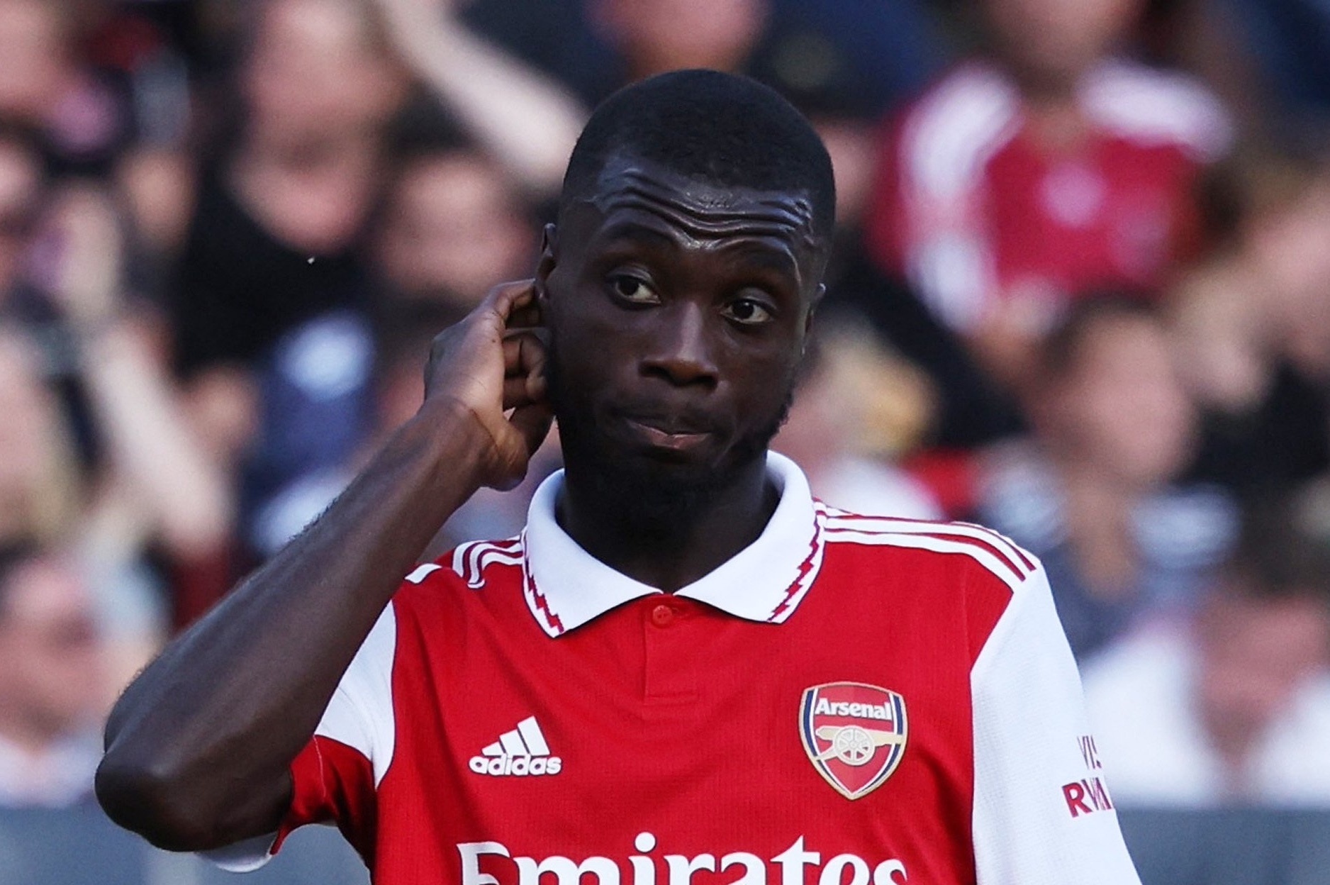 Arsenal chia tay cau thu dat gia nhat lich su CLB hinh anh