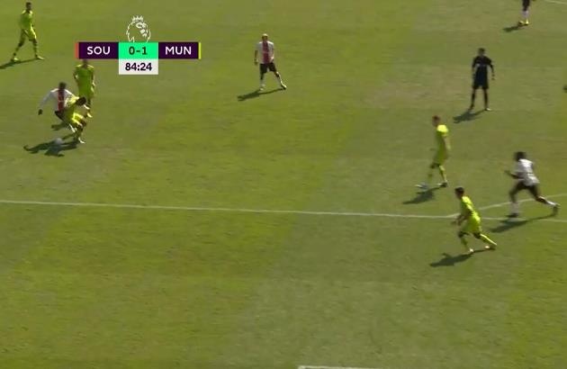 Casemiro ra mat MU anh 5