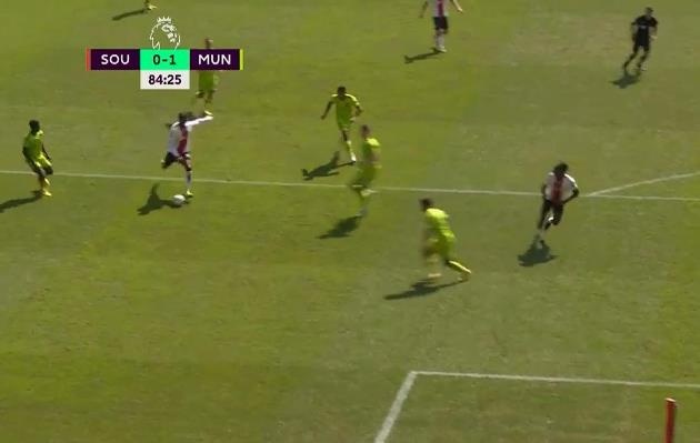 Casemiro ra mat MU anh 6