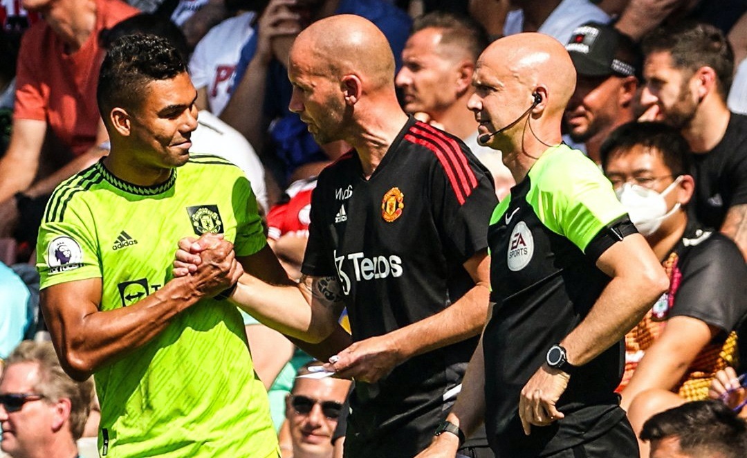 Casemiro ra mat MU anh 3