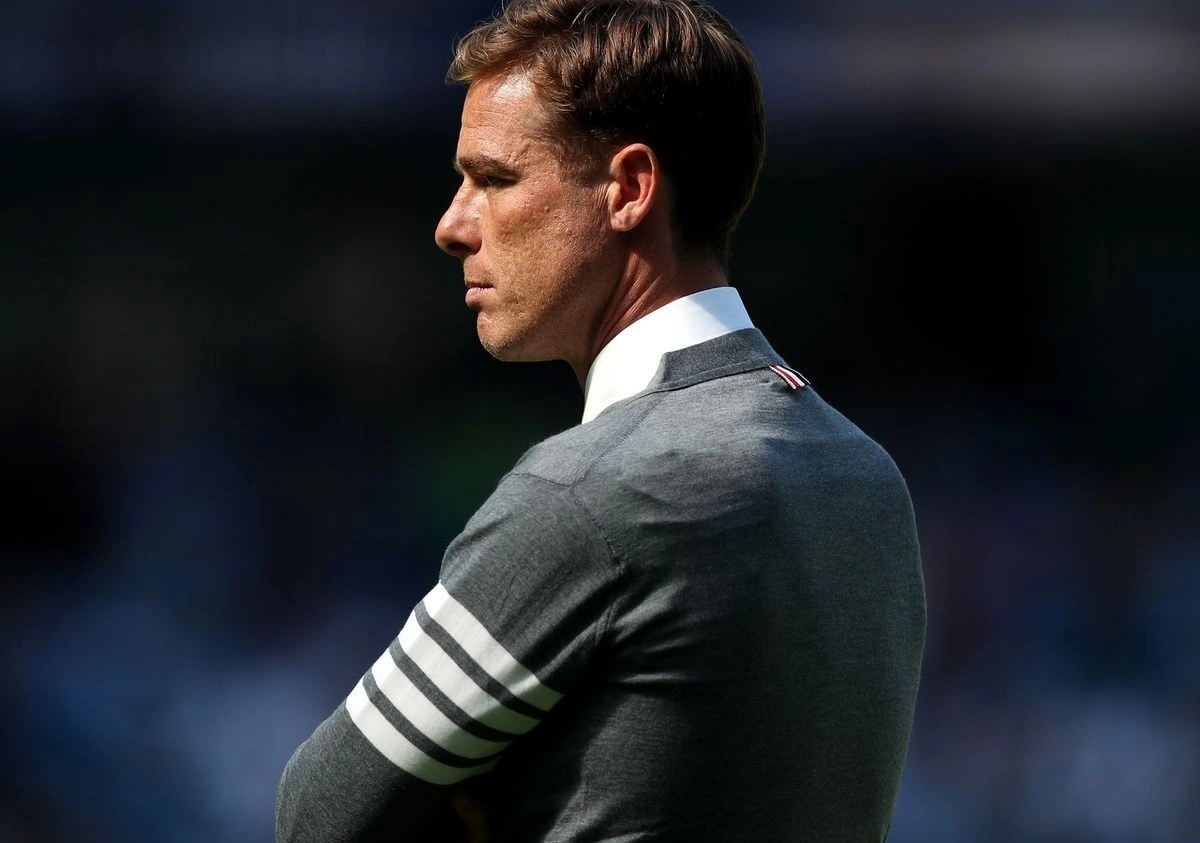 HLV dau tien bi sa thai tai Premier League 2022/23 hinh anh