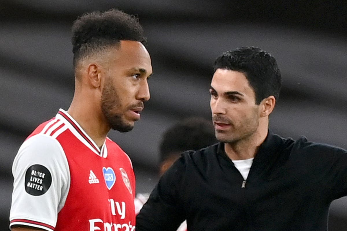 Aubameyang noi xau Arteta sau khi roi Arsenal hinh anh
