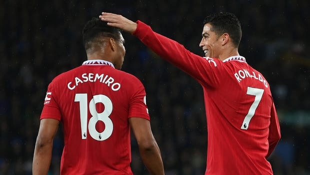 Casemiro than thiet voi Ronaldo anh 1