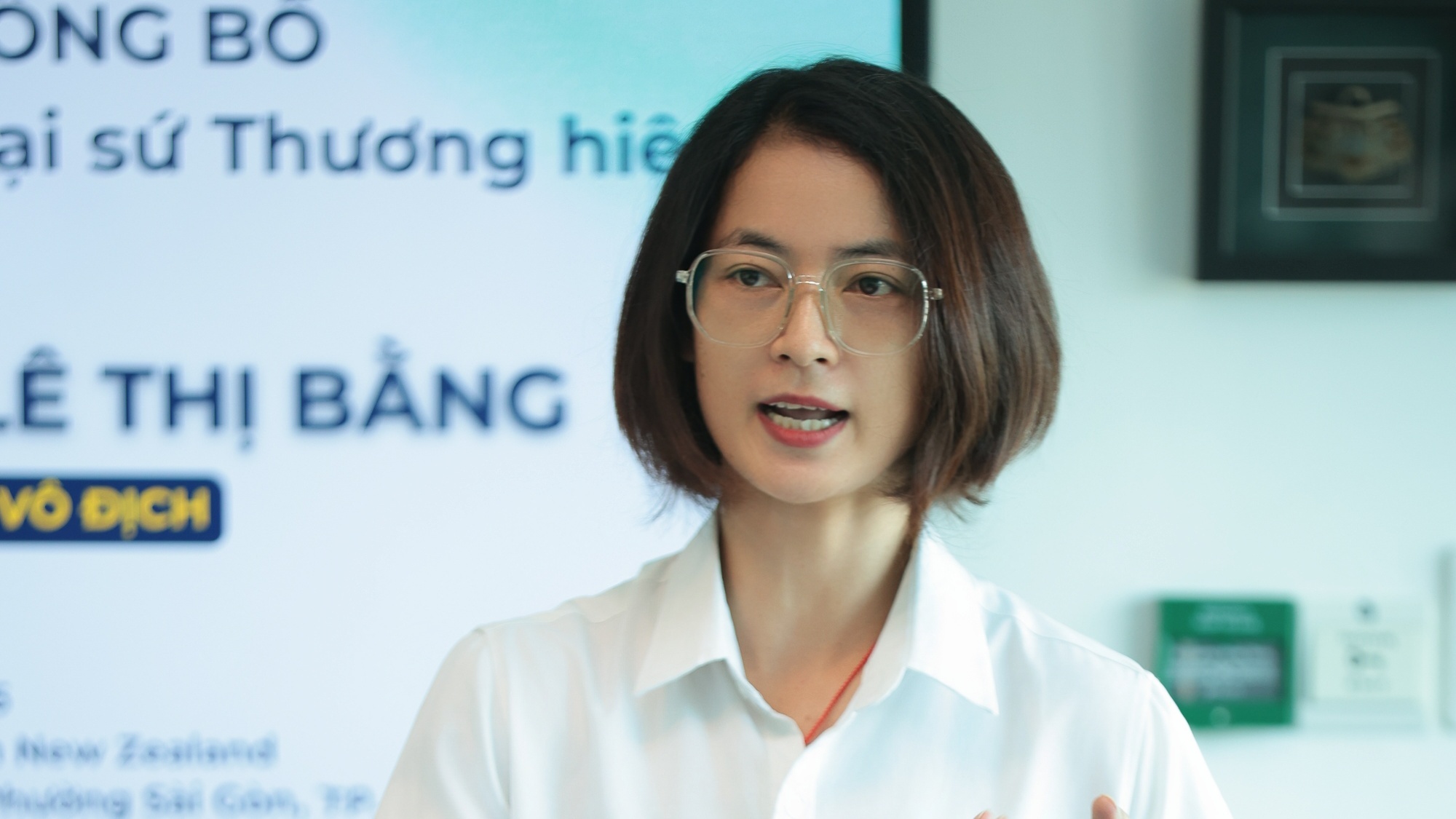 Le Thi Bang tang cuong the luc truoc mua giai moi hinh anh