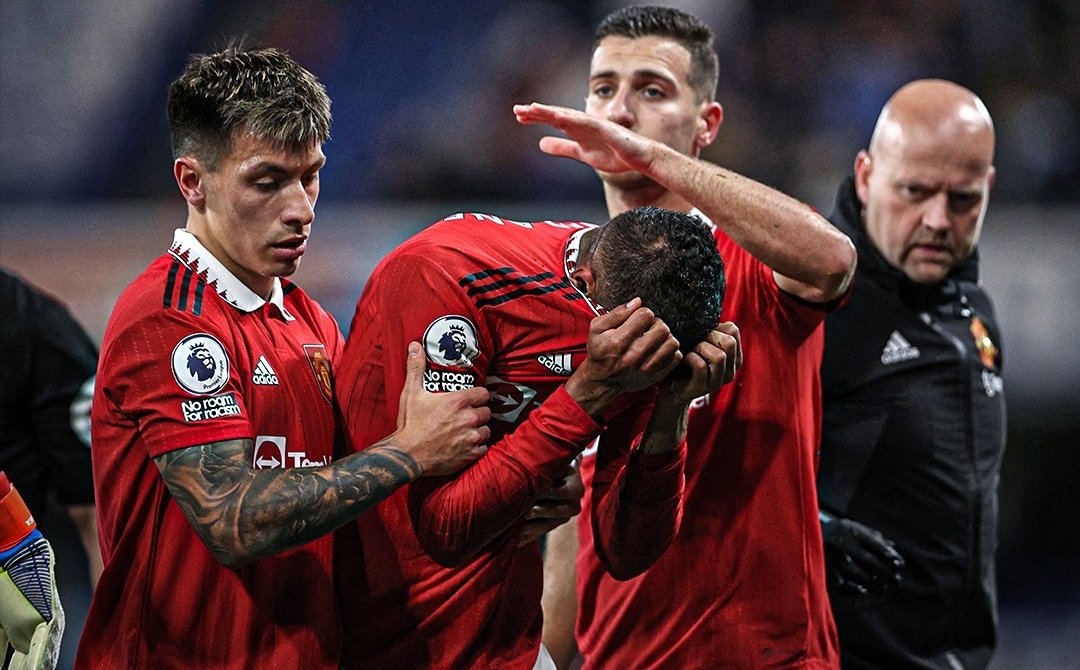 Maguire dao nguoc tinh the anh 1