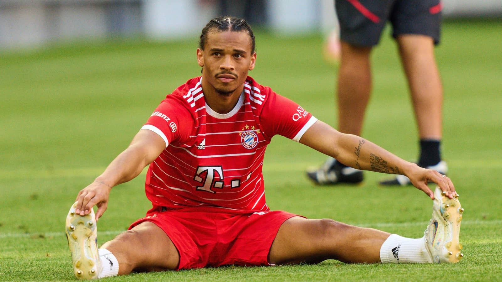 Tan cong canh trai anh 9