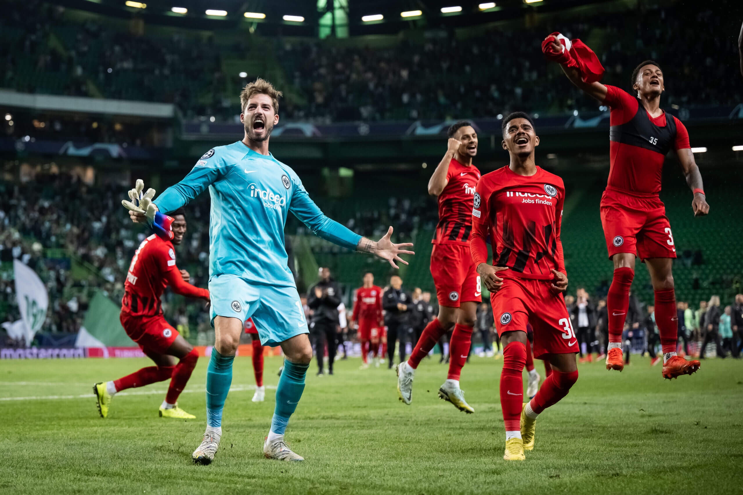 Bundesliga ghi dau an anh 4