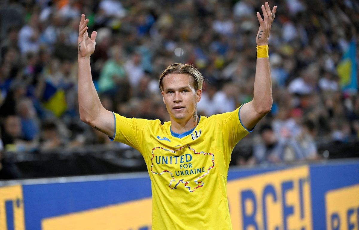 Mbappe ngoai top chay nhanh anh 2