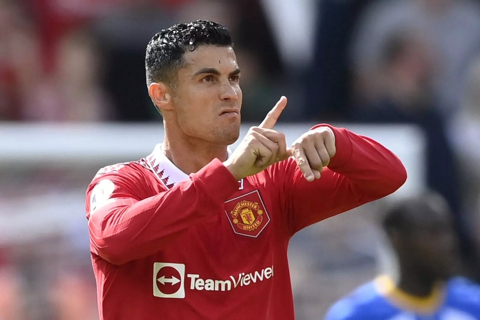 Ronaldo nghi 2 tran lien tiep hinh anh