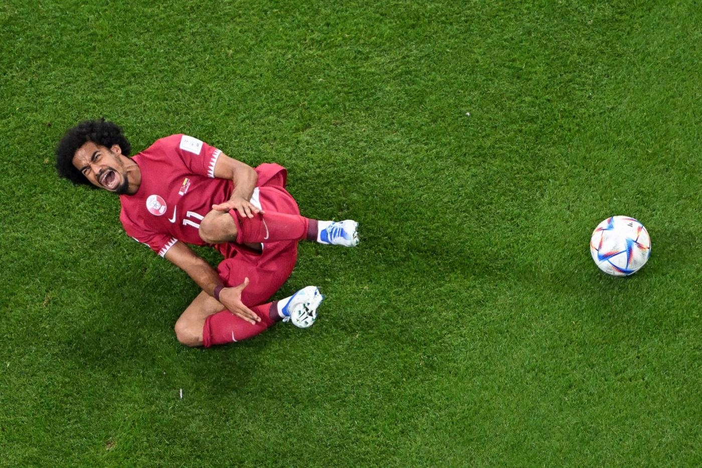 Vi sao duong kim vo dich chau A tham bai o World Cup? hinh anh