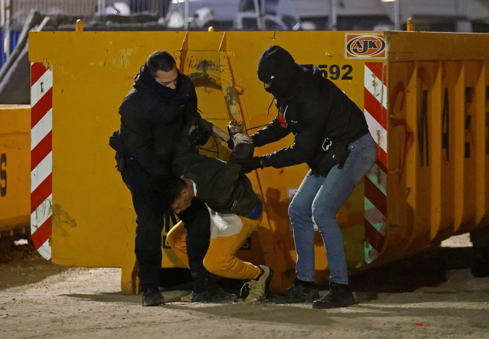 Mot CDV nhi chet anh 7