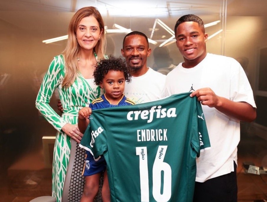 Real cong bo tan binh gia 72 trieu euro hinh anh