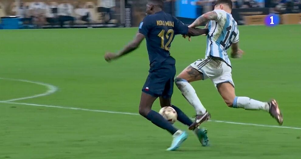 Trong tai co chinh xac anh 1